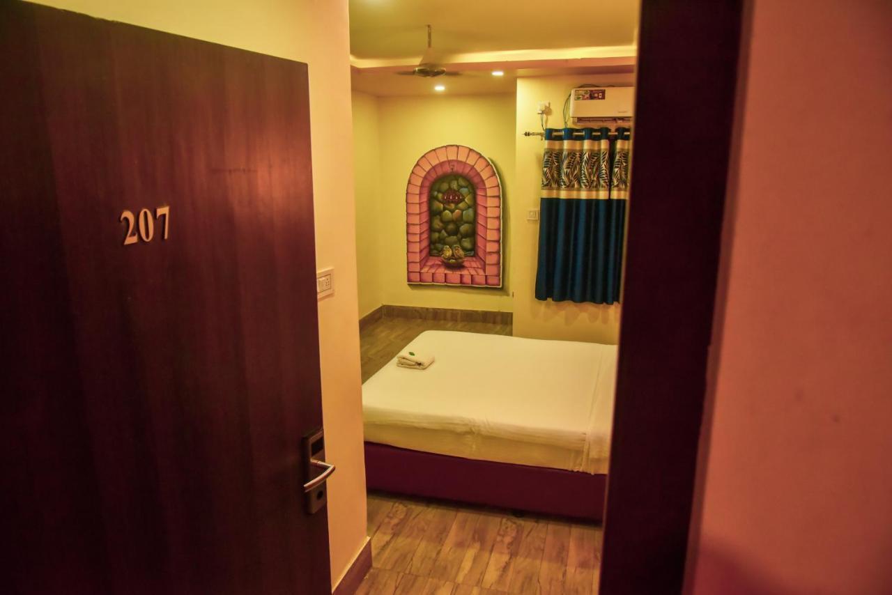 Ratna Resort Near Bhubaneswar Airport Khandagiri Dış mekan fotoğraf